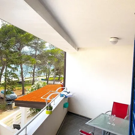 Goran - 30m Close To The Beach