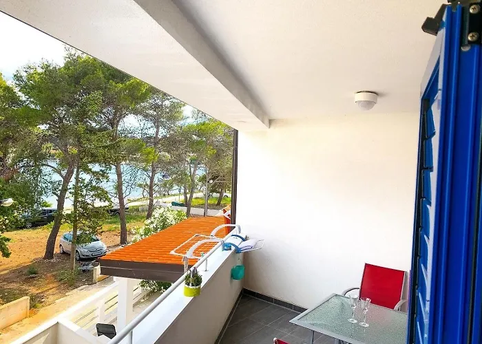 Goran - 30m Close To The Beach