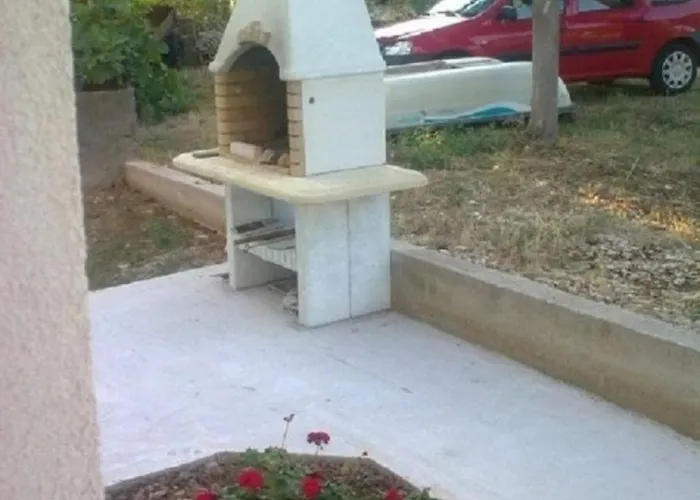 Apartamento Goran - 30m Close To The Beach Verunić