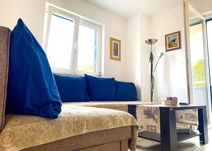 Goran - 30m Close To The Beach * Verunić