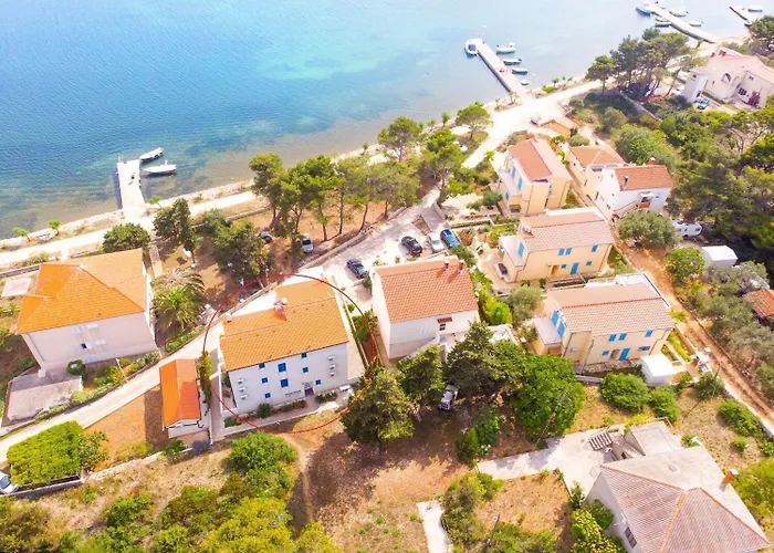 Goran - 30m Close To The Beach Verunić